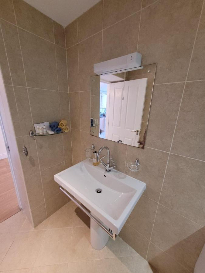 Llys Bach Apartment At Llys Aeron Aberaeron Eksteriør billede