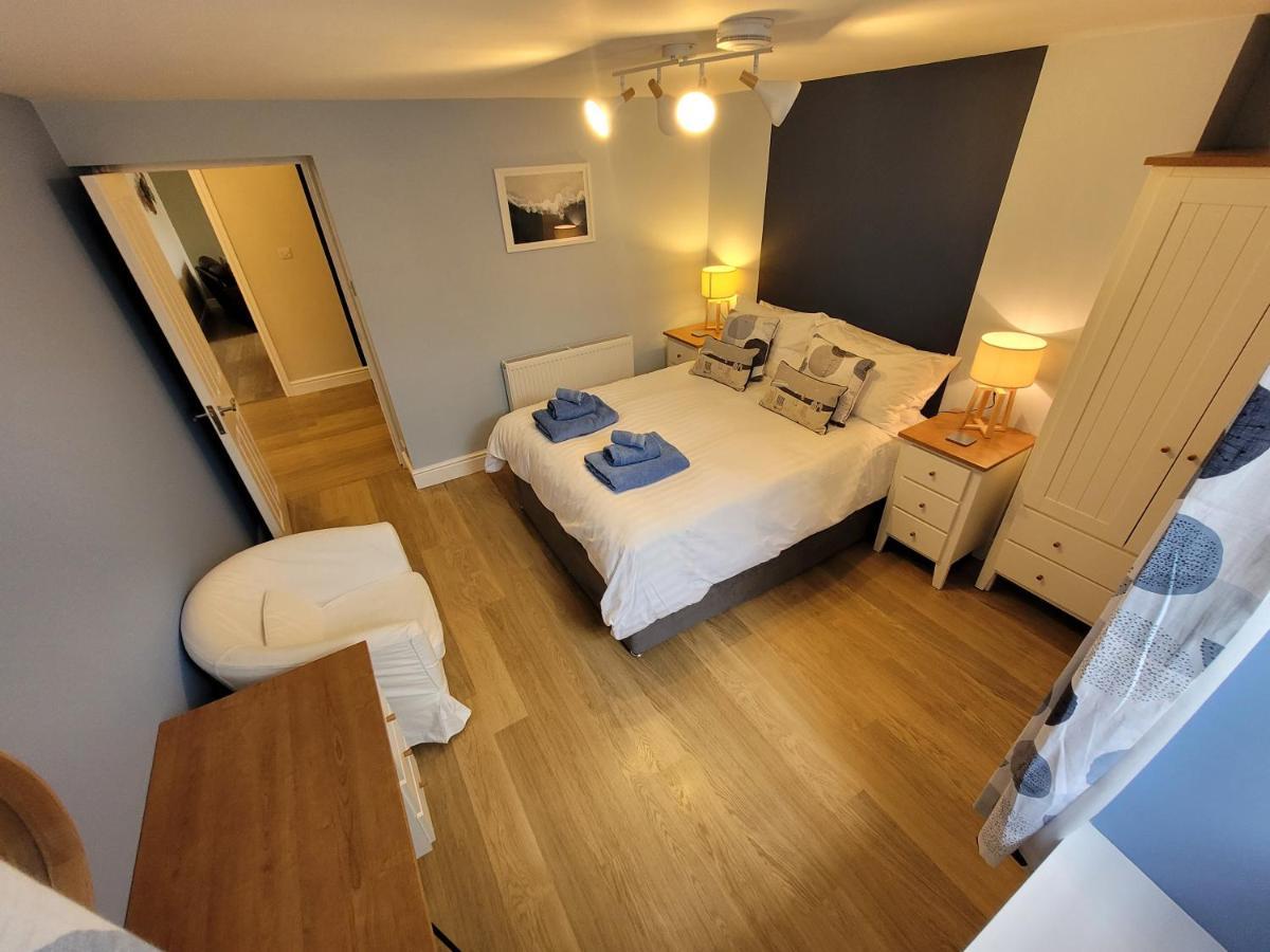 Llys Bach Apartment At Llys Aeron Aberaeron Eksteriør billede
